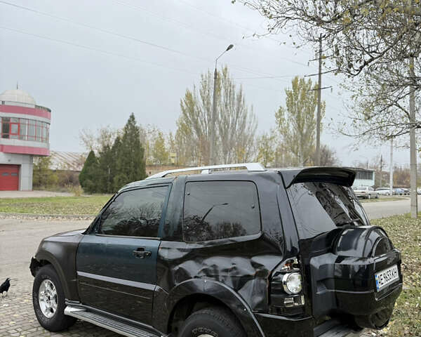 Черный Мицубиси Паджеро, объемом двигателя 2.97 л и пробегом 198 тыс. км за 5400 $, фото 3 на Automoto.ua