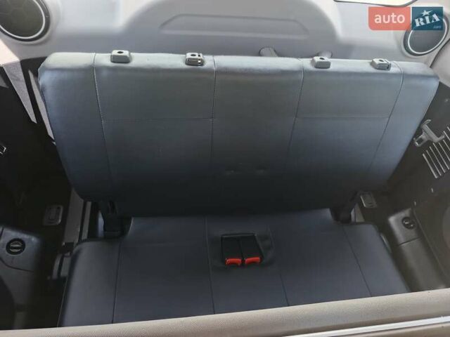 Чорний Міцубісі Паджеро, об'ємом двигуна 3.2 л та пробігом 257 тис. км за 13000 $, фото 23 на Automoto.ua