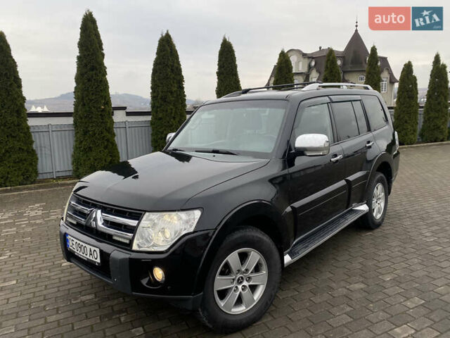 Черный Мицубиси Паджеро, объемом двигателя 3 л и пробегом 348 тыс. км за 8550 $, фото 2 на Automoto.ua