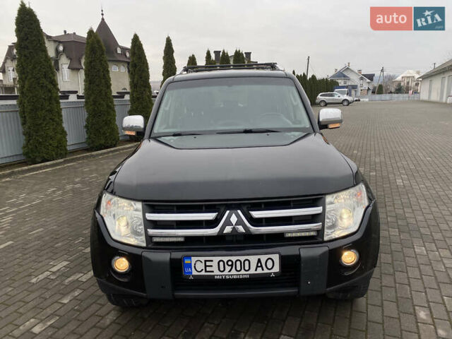 Черный Мицубиси Паджеро, объемом двигателя 3 л и пробегом 348 тыс. км за 8550 $, фото 7 на Automoto.ua