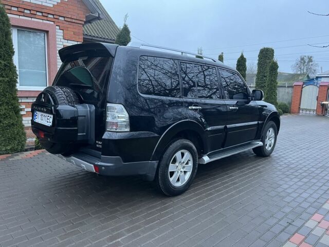 Черный Мицубиси Паджеро, объемом двигателя 3 л и пробегом 270 тыс. км за 11200 $, фото 4 на Automoto.ua