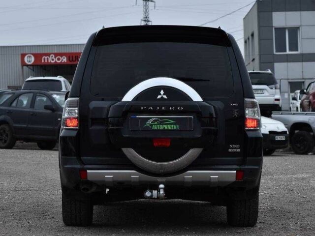 Чорний Міцубісі Паджеро, об'ємом двигуна 3 л та пробігом 215 тис. км за 9650 $, фото 2 на Automoto.ua