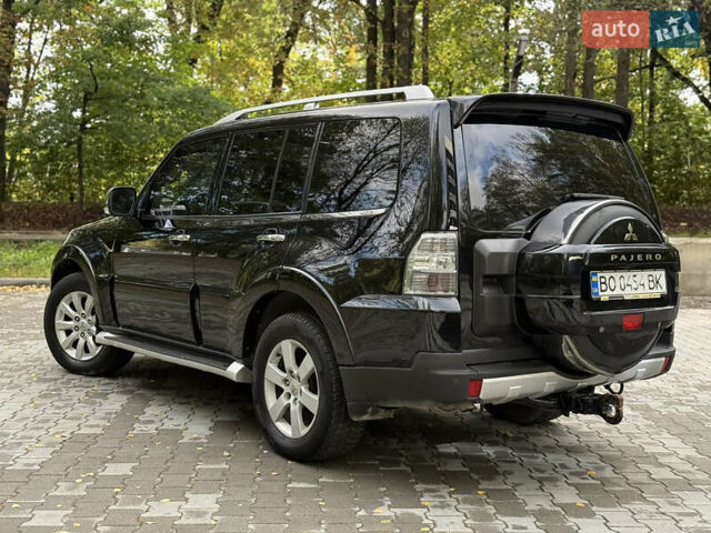 Чорний Міцубісі Паджеро, об'ємом двигуна 3.2 л та пробігом 270 тис. км за 13350 $, фото 12 на Automoto.ua