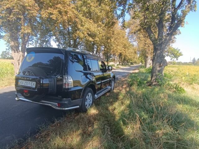 Черный Мицубиси Паджеро, объемом двигателя 3.8 л и пробегом 230 тыс. км за 8400 $, фото 9 на Automoto.ua