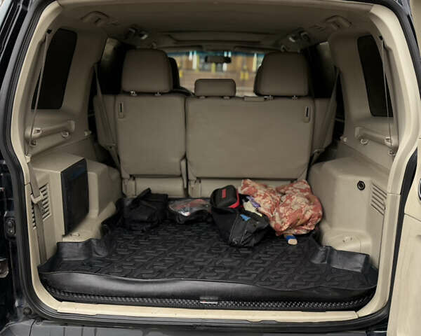 Чорний Міцубісі Паджеро, об'ємом двигуна 3.2 л та пробігом 299 тис. км за 12000 $, фото 10 на Automoto.ua