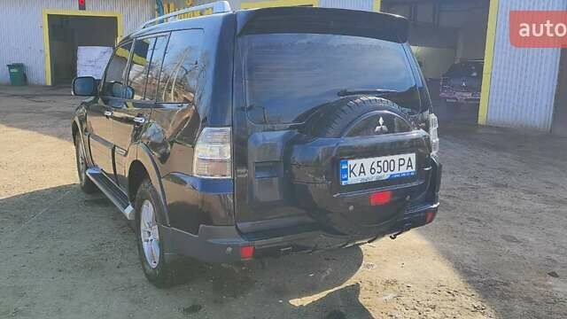 Чорний Міцубісі Паджеро, об'ємом двигуна 2.97 л та пробігом 235 тис. км за 11300 $, фото 5 на Automoto.ua