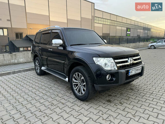 Черный Мицубиси Паджеро, объемом двигателя 2.97 л и пробегом 196 тыс. км за 11700 $, фото 2 на Automoto.ua