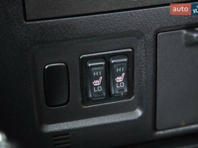 Чорний Міцубісі Паджеро, об'ємом двигуна 3 л та пробігом 197 тис. км за 12500 $, фото 17 на Automoto.ua