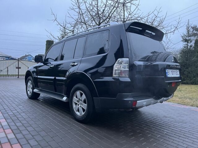 Черный Мицубиси Паджеро, объемом двигателя 3 л и пробегом 270 тыс. км за 11200 $, фото 3 на Automoto.ua