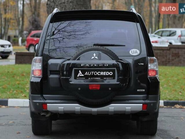 Чорний Міцубісі Паджеро, об'ємом двигуна 3 л та пробігом 197 тис. км за 12500 $, фото 4 на Automoto.ua