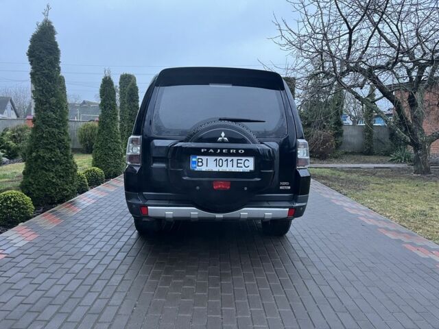 Черный Мицубиси Паджеро, объемом двигателя 3 л и пробегом 270 тыс. км за 11200 $, фото 5 на Automoto.ua