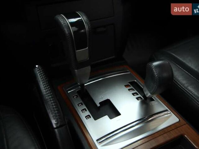 Чорний Міцубісі Паджеро, об'ємом двигуна 3 л та пробігом 197 тис. км за 12500 $, фото 18 на Automoto.ua