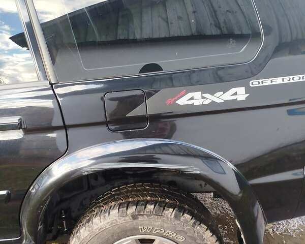 Мицубиси Паджеро 2008 в Овруче на Automoto.ua Черный Мицубиси Паджеро, объемом двигателя 2.97 л и пробегом 232 тыс. км за 8500 $, фото 4 на Automoto.ua