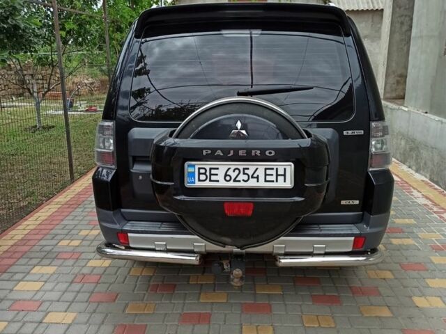 Черный Мицубиси Паджеро, объемом двигателя 0 л и пробегом 228 тыс. км за 10500 $, фото 4 на Automoto.ua