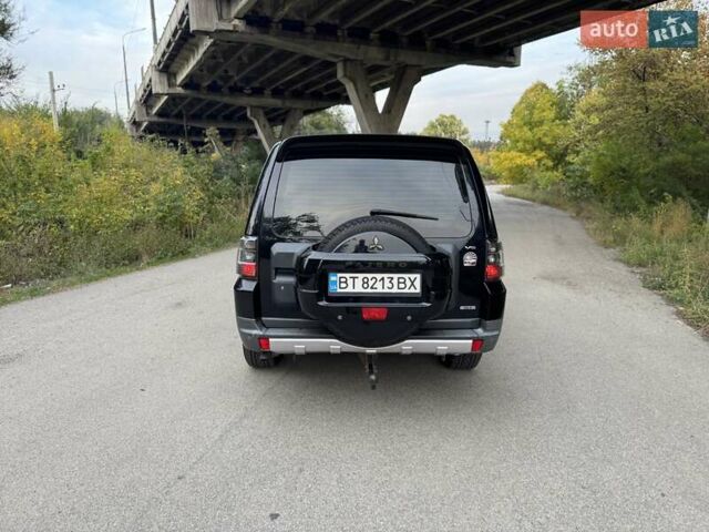 Чорний Міцубісі Паджеро, об'ємом двигуна 2.97 л та пробігом 290 тис. км за 9999 $, фото 7 на Automoto.ua