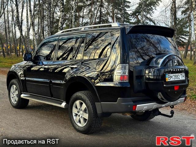 Чорний Міцубісі Паджеро, об'ємом двигуна 3 л та пробігом 186 тис. км за 10700 $, фото 5 на Automoto.ua