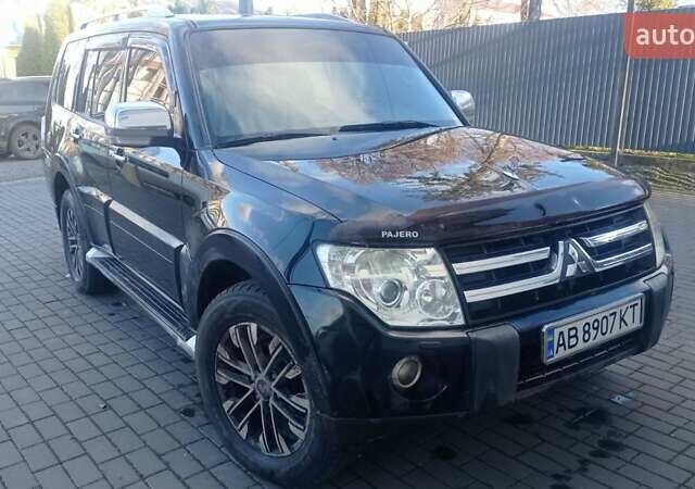 Черный Мицубиси Паджеро, объемом двигателя 2.97 л и пробегом 285 тыс. км за 9800 $, фото 6 на Automoto.ua
