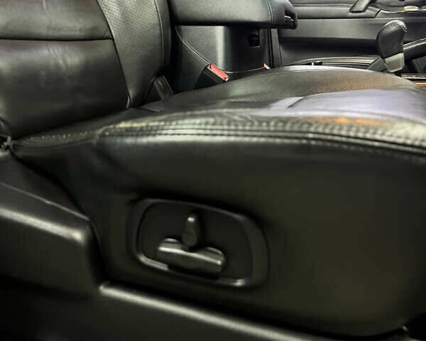 Черный Мицубиси Паджеро, объемом двигателя 3 л и пробегом 320 тыс. км за 9900 $, фото 43 на Automoto.ua