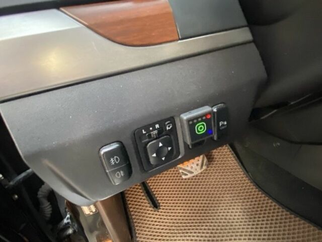 Черный Мицубиси Паджеро, объемом двигателя 3 л и пробегом 248 тыс. км за 11900 $, фото 12 на Automoto.ua