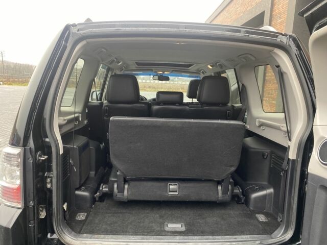 Черный Мицубиси Паджеро, объемом двигателя 3 л и пробегом 375 тыс. км за 8550 $, фото 18 на Automoto.ua