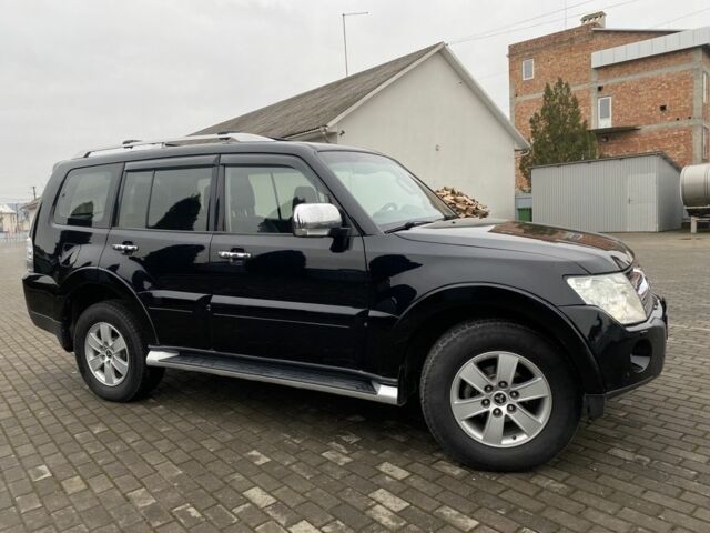 Черный Мицубиси Паджеро, объемом двигателя 3 л и пробегом 375 тыс. км за 8550 $, фото 7 на Automoto.ua