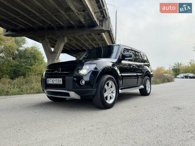 Чорний Міцубісі Паджеро, об'ємом двигуна 2.97 л та пробігом 290 тис. км за 9999 $, фото 18 на Automoto.ua