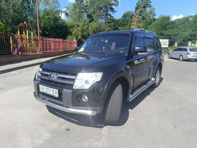 Черный Мицубиси Паджеро, объемом двигателя 3.8 л и пробегом 230 тыс. км за 8400 $, фото 4 на Automoto.ua