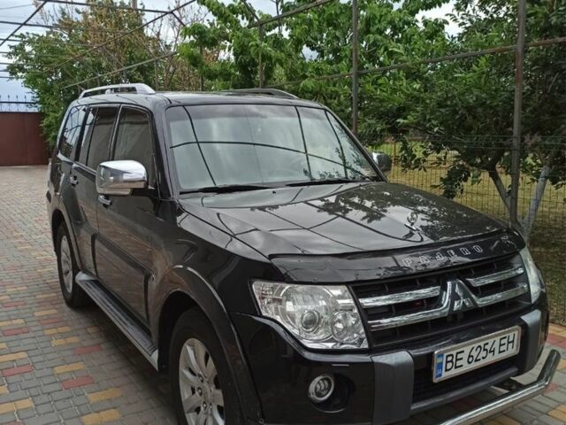 Черный Мицубиси Паджеро, объемом двигателя 0 л и пробегом 228 тыс. км за 10500 $, фото 2 на Automoto.ua