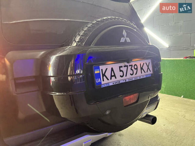 Черный Мицубиси Паджеро, объемом двигателя 3 л и пробегом 320 тыс. км за 9900 $, фото 22 на Automoto.ua