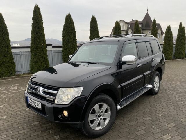 Черный Мицубиси Паджеро, объемом двигателя 3 л и пробегом 375 тыс. км за 8550 $, фото 1 на Automoto.ua