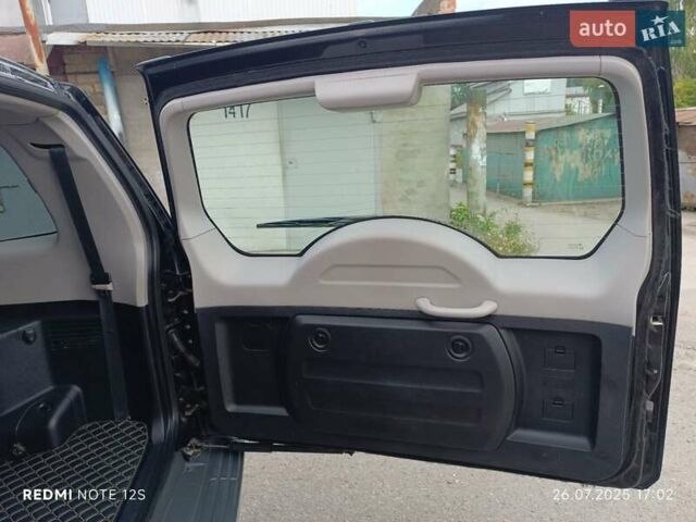 Чорний Міцубісі Паджеро, об'ємом двигуна 2.97 л та пробігом 170 тис. км за 11700 $, фото 11 на Automoto.ua