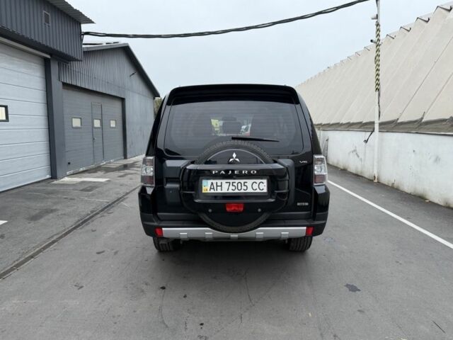Черный Мицубиси Паджеро, объемом двигателя 3 л и пробегом 182 тыс. км за 11500 $, фото 4 на Automoto.ua