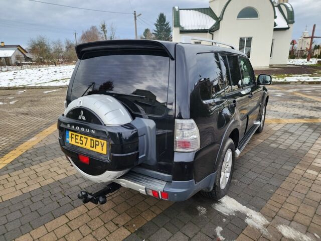 Черный Мицубиси Паджеро, объемом двигателя 3.2 л и пробегом 153 тыс. км за 7197 $, фото 11 на Automoto.ua