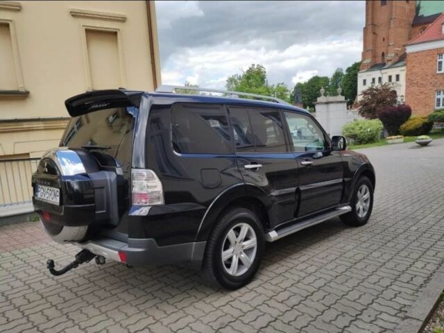Черный Мицубиси Паджеро, объемом двигателя 0 л и пробегом 200 тыс. км за 3370 $, фото 1 на Automoto.ua