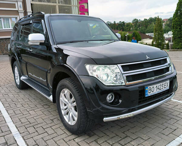 Чорний Міцубісі Паджеро, об'ємом двигуна 3.2 л та пробігом 211 тис. км за 19500 $, фото 6 на Automoto.ua