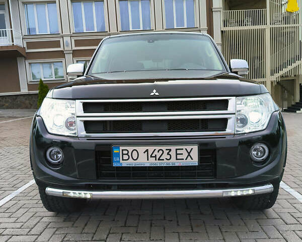 Чорний Міцубісі Паджеро, об'ємом двигуна 3.2 л та пробігом 211 тис. км за 19500 $, фото 25 на Automoto.ua