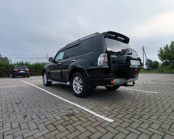 Чорний Міцубісі Паджеро, об'ємом двигуна 3.2 л та пробігом 211 тис. км за 19500 $, фото 15 на Automoto.ua