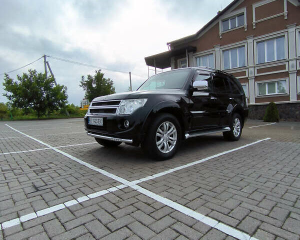 Чорний Міцубісі Паджеро, об'ємом двигуна 3.2 л та пробігом 211 тис. км за 19500 $, фото 11 на Automoto.ua