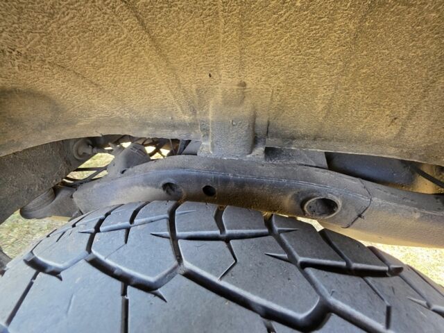 Фиолетовый Мицубиси Паджеро, объемом двигателя 2.8 л и пробегом 500 тыс. км за 4200 $, фото 6 на Automoto.ua