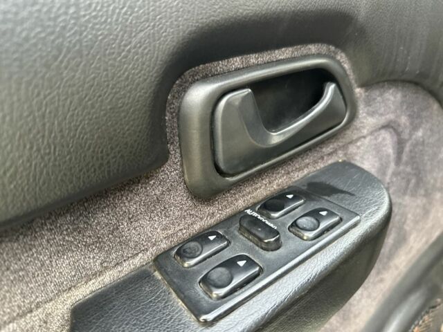 Коричневий Міцубісі Паджеро, об'ємом двигуна 0 л та пробігом 200 тис. км за 4600 $, фото 4 на Automoto.ua