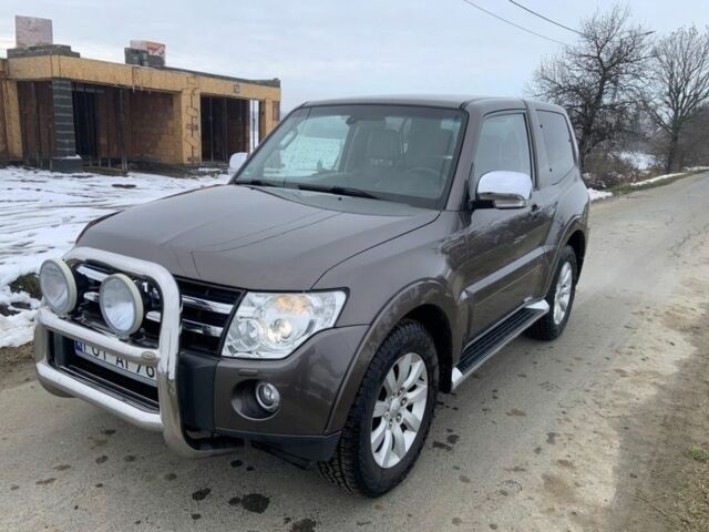 Коричневый Мицубиси Паджеро, объемом двигателя 0 л и пробегом 245 тыс. км за 4500 $, фото 2 на Automoto.ua