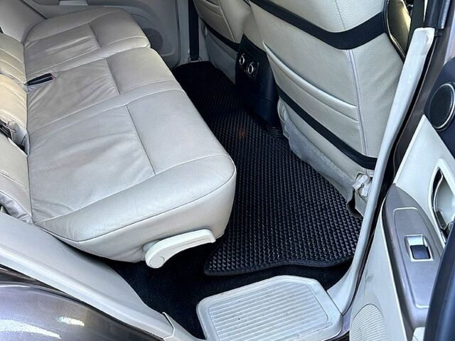 Коричневый Мицубиси Паджеро, объемом двигателя 3.2 л и пробегом 149 тыс. км за 19900 $, фото 6 на Automoto.ua