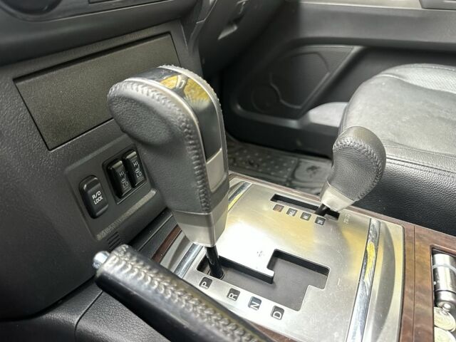 Коричневый Мицубиси Паджеро, объемом двигателя 3.2 л и пробегом 232 тыс. км за 16800 $, фото 23 на Automoto.ua