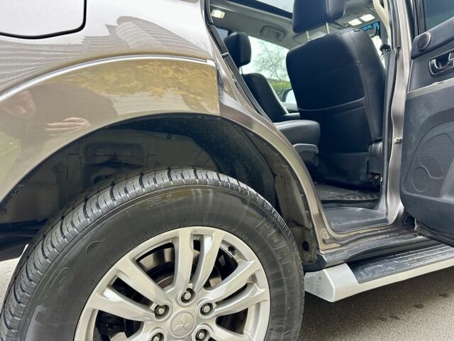 Коричневый Мицубиси Паджеро, объемом двигателя 3.2 л и пробегом 232 тыс. км за 16800 $, фото 20 на Automoto.ua