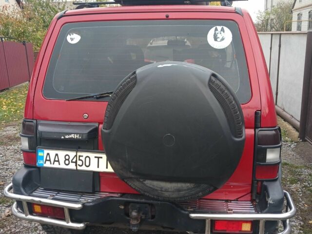 Мицубиси Паджеро 1994 в Андрушевке на Automoto.ua Красный Мицубиси Паджеро, объемом двигателя 0 л и пробегом 187 тыс. км за 4700 $, фото 4 на Automoto.ua