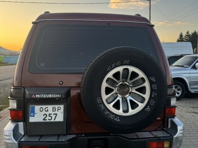 Красный Мицубиси Паджеро, объемом двигателя 2.5 л и пробегом 250 тыс. км за 5700 $, фото 12 на Automoto.ua