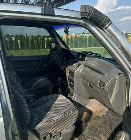 Мицубиси Паджеро, объемом двигателя 3 л и пробегом 340 тыс. км за 8000 $, фото 4 на Automoto.ua