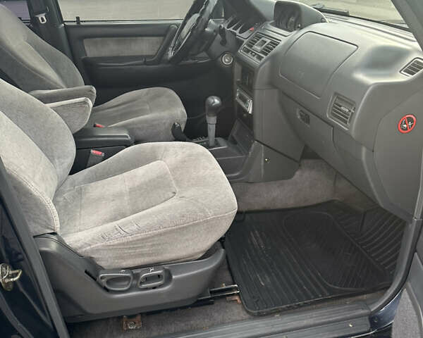 Мицубиси Паджеро, объемом двигателя 2.8 л и пробегом 289 тыс. км за 10000 $, фото 22 на Automoto.ua