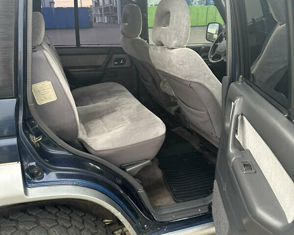 Мицубиси Паджеро, объемом двигателя 2.8 л и пробегом 289 тыс. км за 10000 $, фото 24 на Automoto.ua