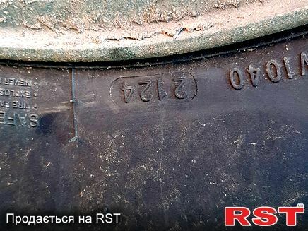 Мицубиси Паджеро, объемом двигателя 3.2 л и пробегом 370 тыс. км за 2400 $, фото 4 на Automoto.ua